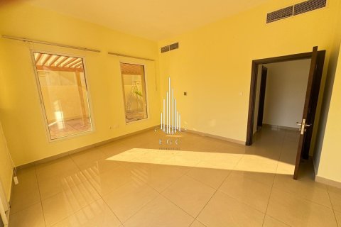 8 bedrooms Villa in Baniyas, UAE No. 35464 11