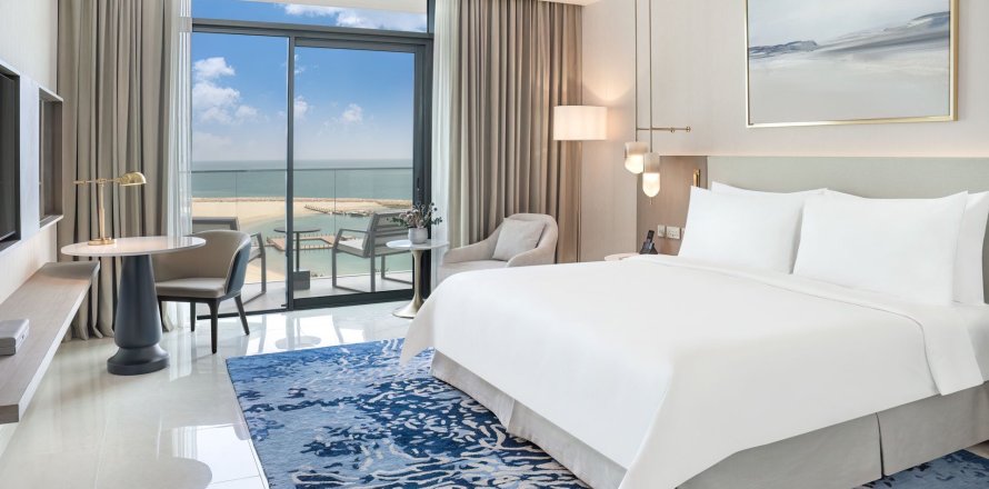 Квартира с 2 спальнями в Address Residences Marassi Vista, Манама, Бахрейн №61094