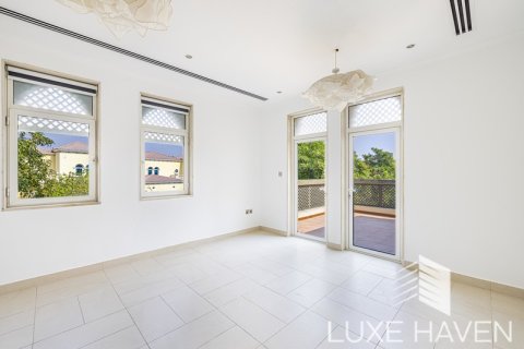 Villa de 4 dormitorios en Regional, UAE No. 14019 16