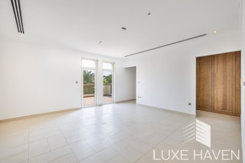 Villa de 4 dormitorios en Regional, UAE No. 14019 17