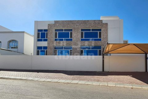 6 bedrooms Villa in Al Ansab, Oman No. 53647