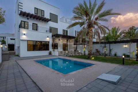 4 bedrooms Twin Villa in Bawshar, Oman No. 53648