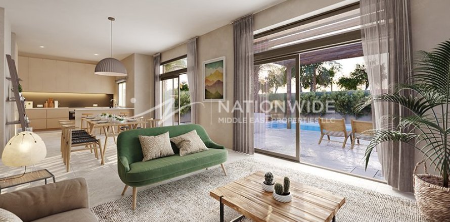 5 bedrooms Villa in Abu Dhabi, UAE No. 99138