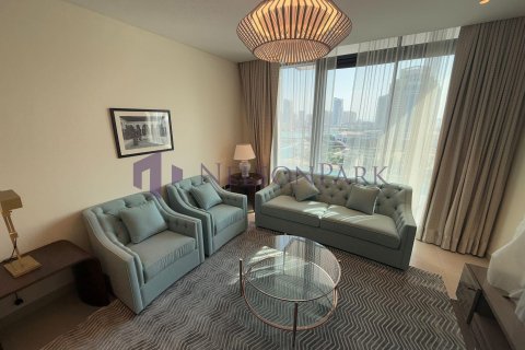 Apartment de 2 dormitorios en Lusail, Qatar No. 58055 3