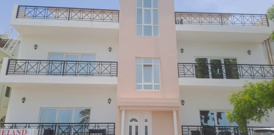 Apartment de 2 dormitorios en As Sib, Oman No. 54907