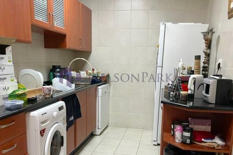 1 bedroom Apartment in Doha, Qatar No. 60820 8