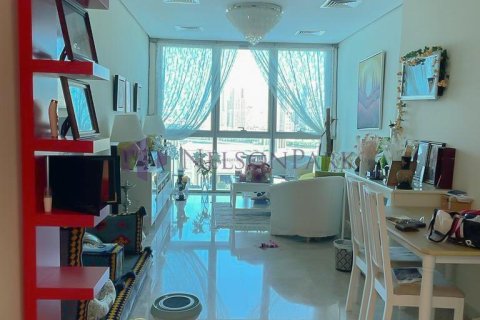 1 bedroom Apartment in Doha, Qatar No. 60820 7