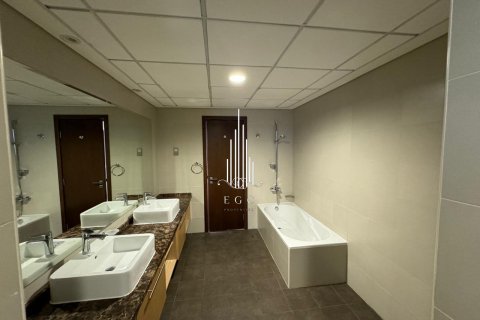 5 bedrooms Apartment in Corniche Road, UAE No. 35467 24