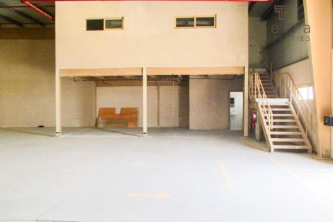 Склад 543.5м² в Phase 2, ОАЭ №48640