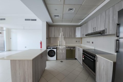 2 غرف نوم شقة في Tourist Club Area, الإمارات العربية المتحدة رقم 38117 8