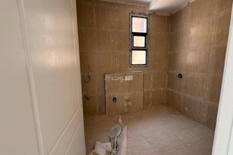 6 bedrooms Villa in Riyadh, Saudi Arabia No. 67534 13