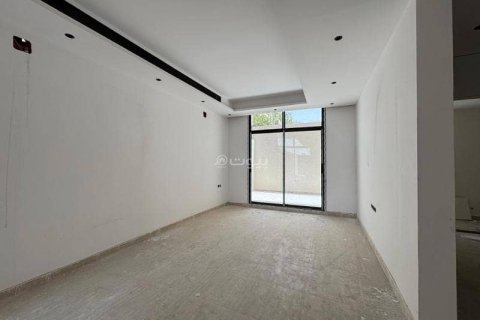 6 bedrooms Villa in Riyadh, Saudi Arabia No. 67534 7