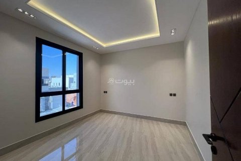Villa de 5 dormitorios en Riyadh, Saudi Arabia No. 67539 12