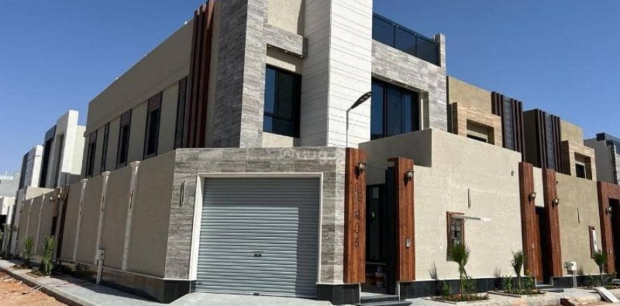 Villa de 5 dormitorios en Riyadh, Saudi Arabia No. 67539