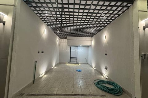 3 bedrooms Apartment in Riyadh, Saudi Arabia No. 67538