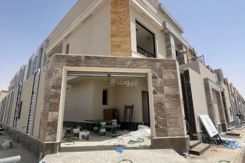 7 bedrooms Villa in Riyadh, Saudi Arabia No. 67536