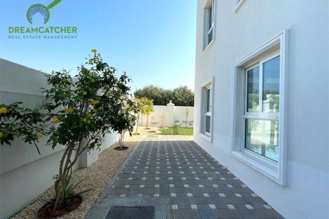 Вилла с 6 спальнями в Al Hamra Village, ОАЭ №75583 13