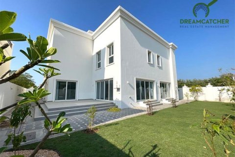 Вилла с 6 спальнями в Al Hamra Village, ОАЭ №75583 16