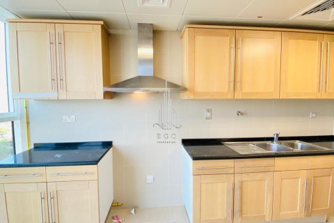 Apartment de 3 dormitorios en Corniche Road, UAE No. 75918 18