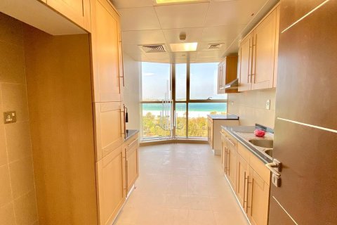 Apartment de 3 dormitorios en Corniche Road, UAE No. 75918 15