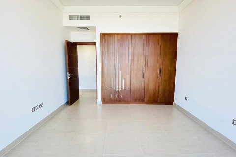 Apartment de 3 dormitorios en Corniche Road, UAE No. 75918 10
