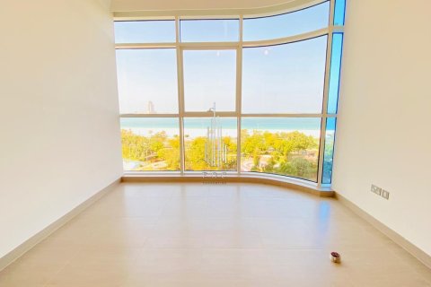 Apartment de 3 dormitorios en Corniche Road, UAE No. 75918 5