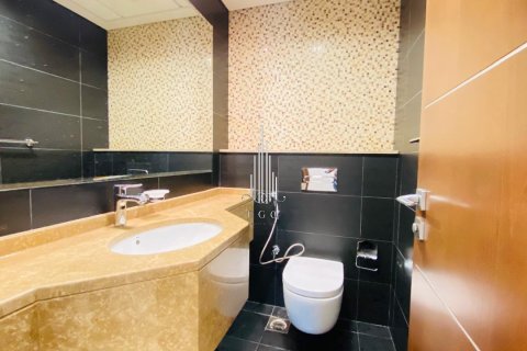 Apartment de 3 dormitorios en Corniche Road, UAE No. 75918 20