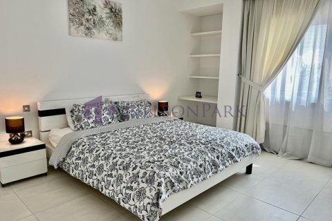 Villa de 4 dormitorios en Doha, Qatar No. 58380 14