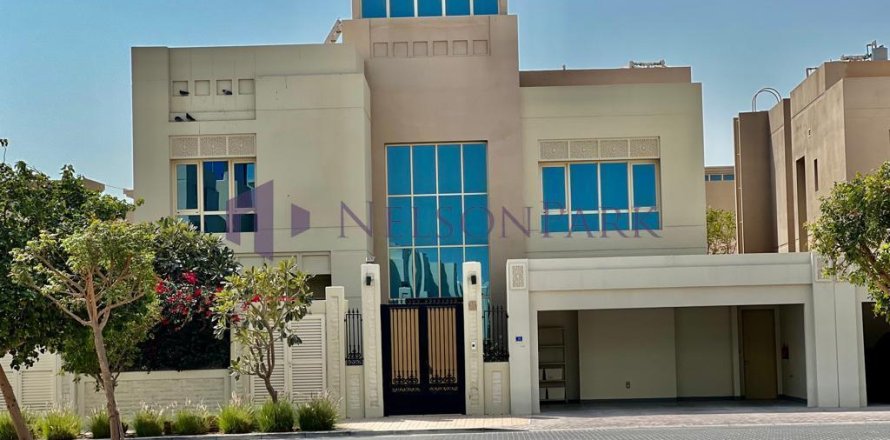 4 غرف نوم فيلا في الدوحة, Qatar رقم 58381