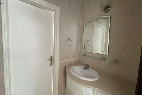 Villa de 5 chambres à Muscat, Oman No. 105036 17
