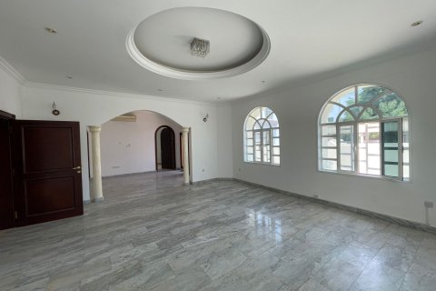 Villa de 5 chambres à Muscat, Oman No. 105036 3