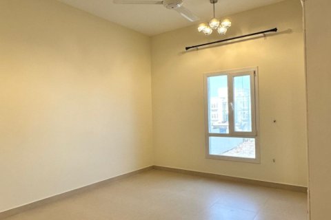 Villa Gemela de 6 dormitorios en Muscat, Oman No. 105033 7