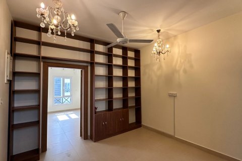 Villa Gemela de 6 dormitorios en Muscat, Oman No. 105033 3