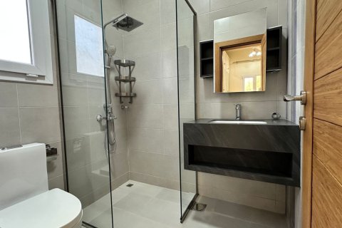Villa Gemela de 6 dormitorios en Muscat, Oman No. 105033 10