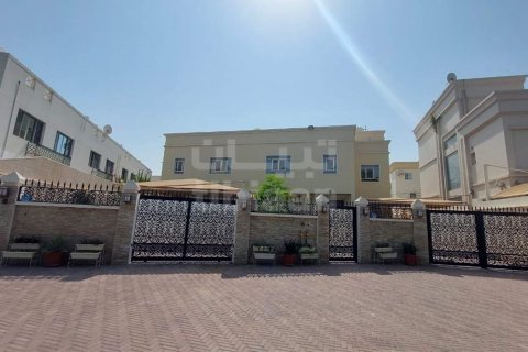 5 bedrooms Twin Villa in Muscat, Oman No. 53660