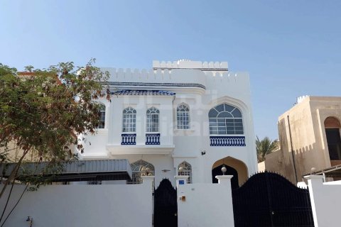 5 غرفة نوم  فيلا في مسقط , عُمان رقم 53656
