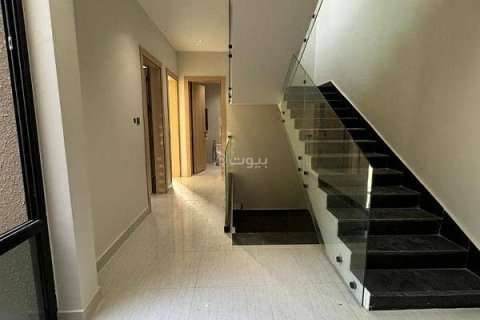 Villa de 4 chambres à Riyadh, Saudi Arabia No. 60159 4