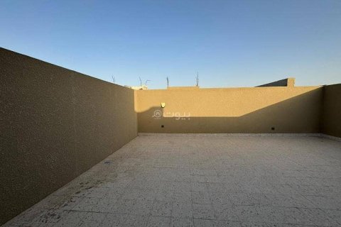 Villa de 4 chambres à Riyadh, Saudi Arabia No. 60159 3