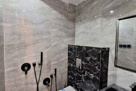 2 bedrooms Apartment in Riyadh, Saudi Arabia No. 60164 9