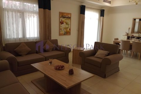 Villa de 3 dormitorios en Doha, Qatar No. 57392 6
