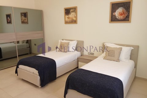 Villa de 3 dormitorios en Doha, Qatar No. 57392 25
