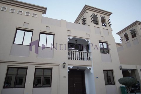 Villa de 5 dormitorios en Doha, Qatar No. 57391 5