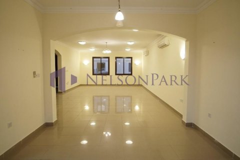 Villa de 5 dormitorios en Doha, Qatar No. 57391 17