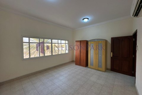Villa de 4 chambres à Doha, Qatar No. 57390 17