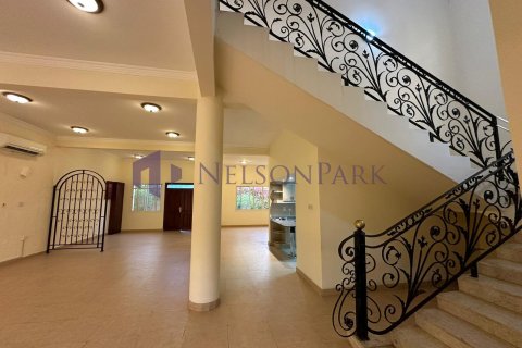 Villa de 4 chambres à Doha, Qatar No. 57390 7