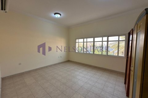 Villa de 4 chambres à Doha, Qatar No. 57390 19
