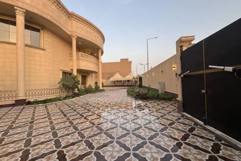 Villa de 8 chambres à Riyadh, Saudi Arabia No. 69091 8