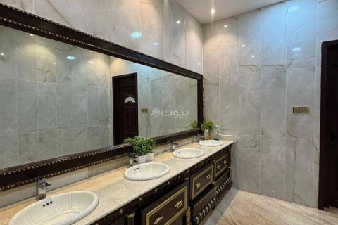 Villa de 7 chambres à Riyadh, Saudi Arabia No. 69104 16