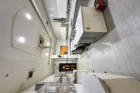 Villa de 9 dormitorios en Riyadh, Saudi Arabia No. 69095 8