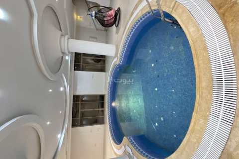 Villa de 9 dormitorios en Riyadh, Saudi Arabia No. 69095 12
